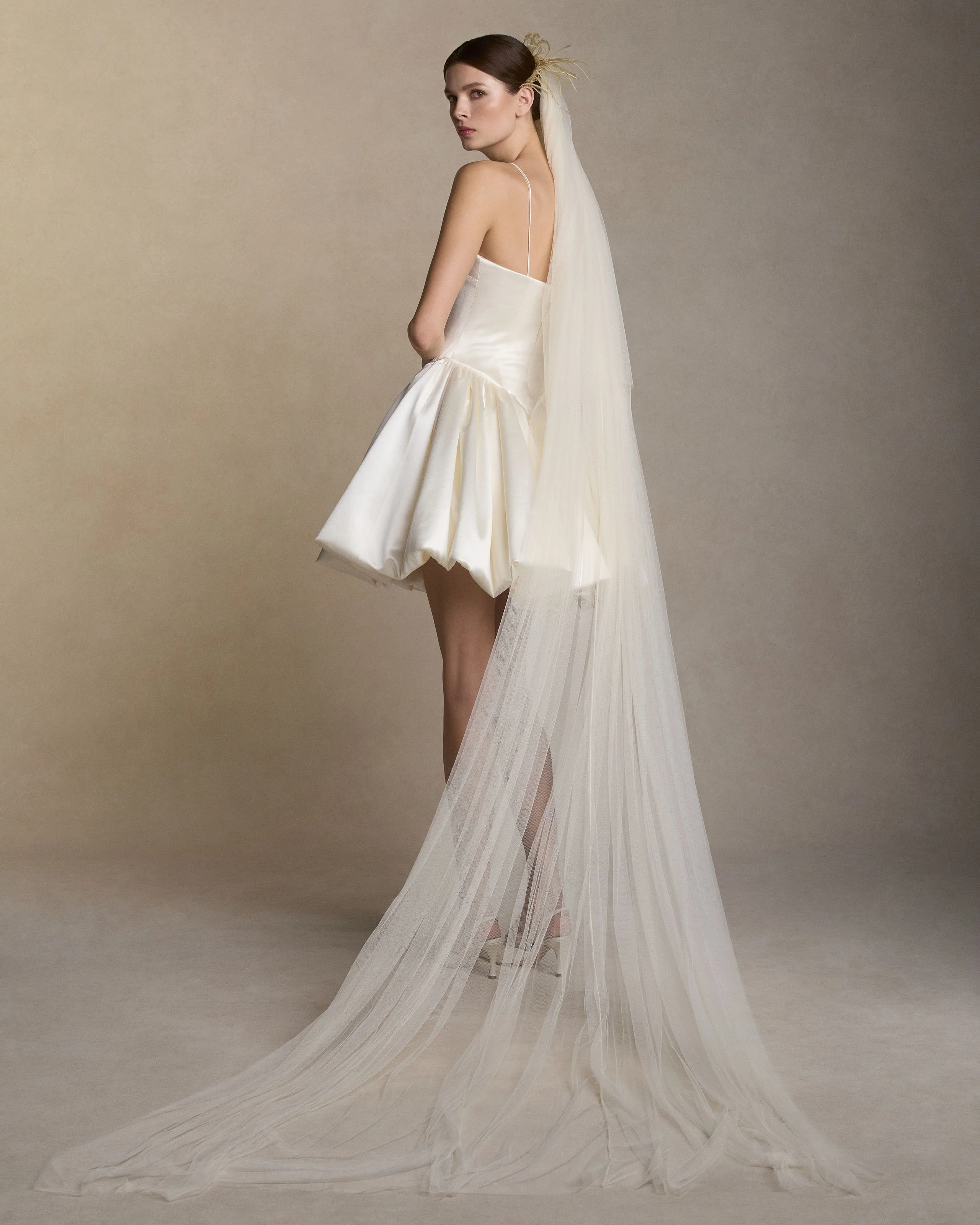 Feather Veil with Blusher - Chapel - Image 2