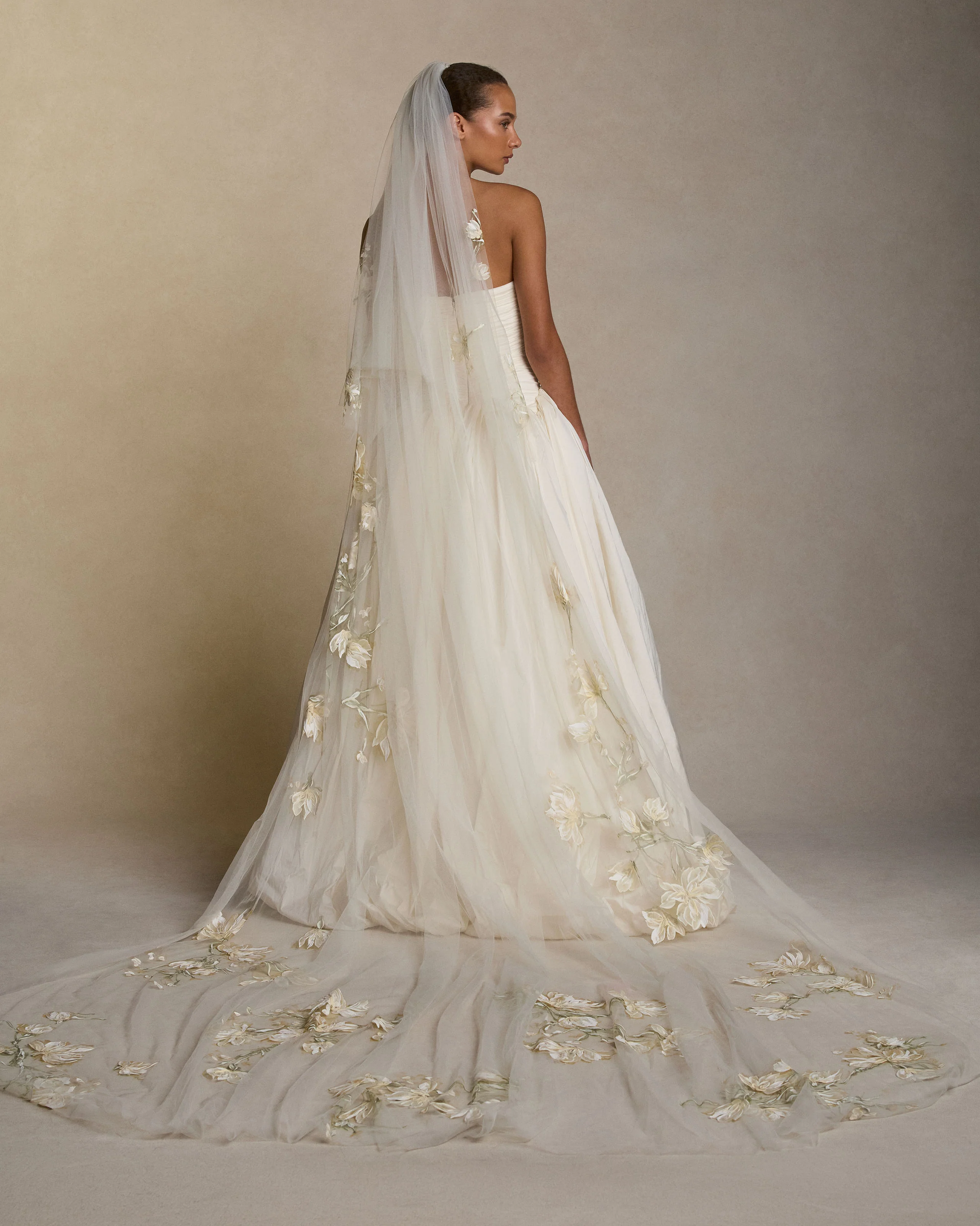 Hand Painted Lua Veil - Cathedral