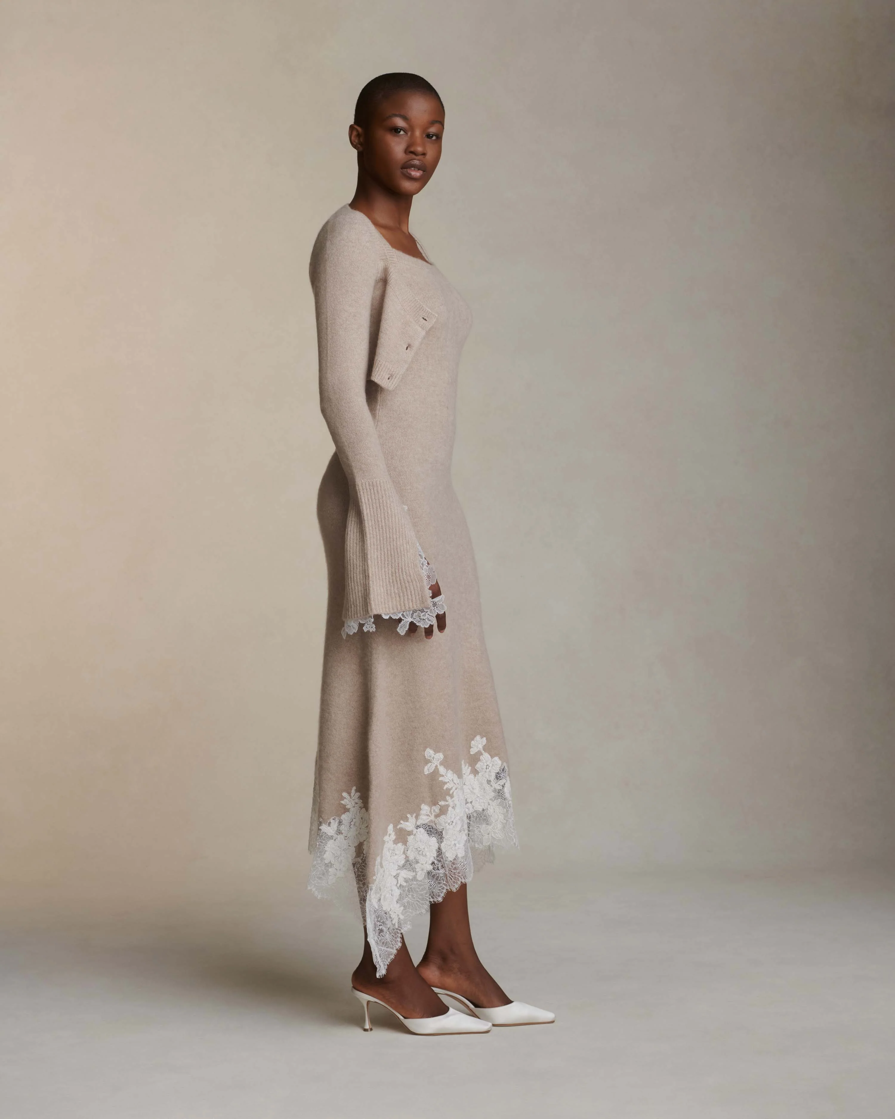 Jo - Image 3