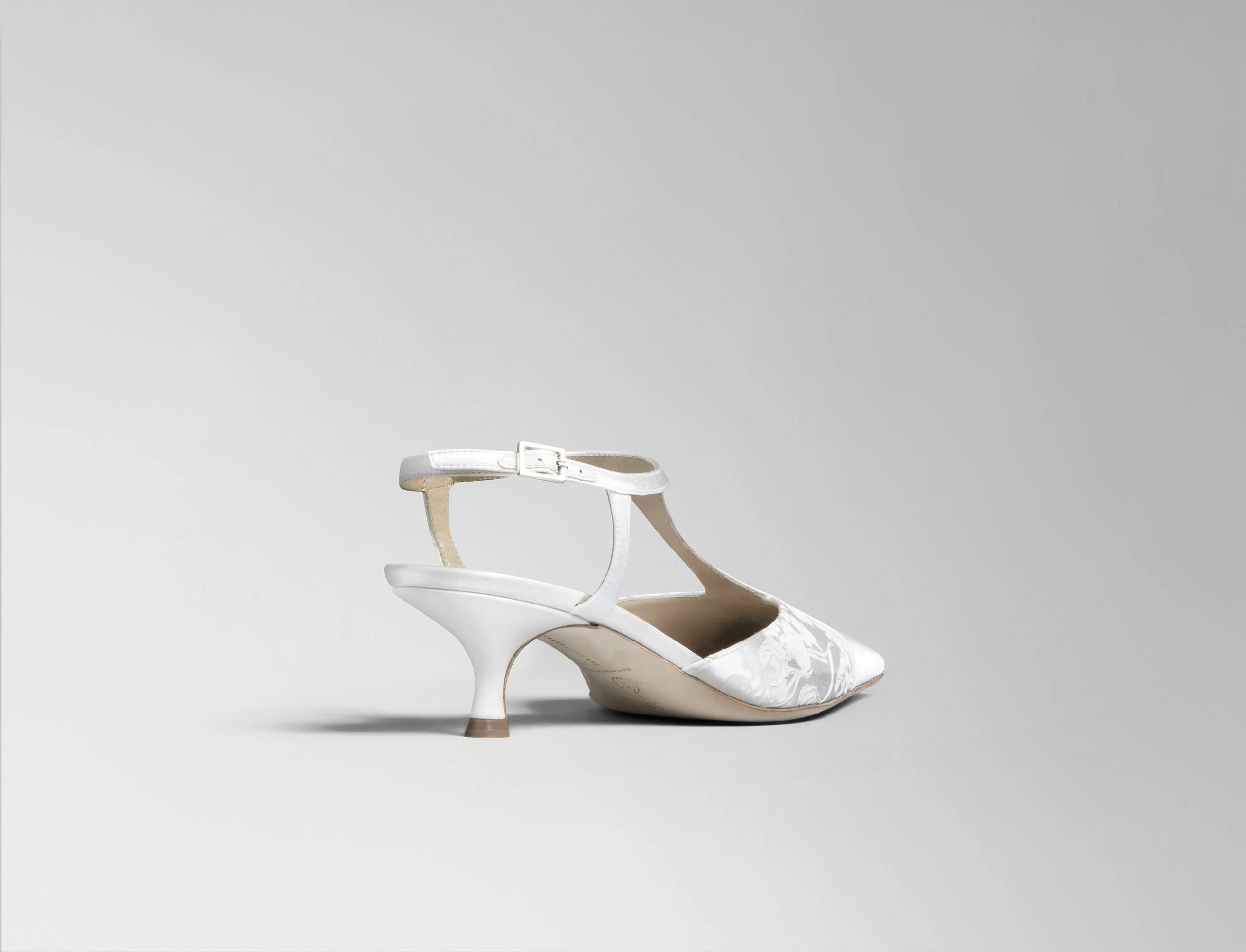 Leonie - Image 3