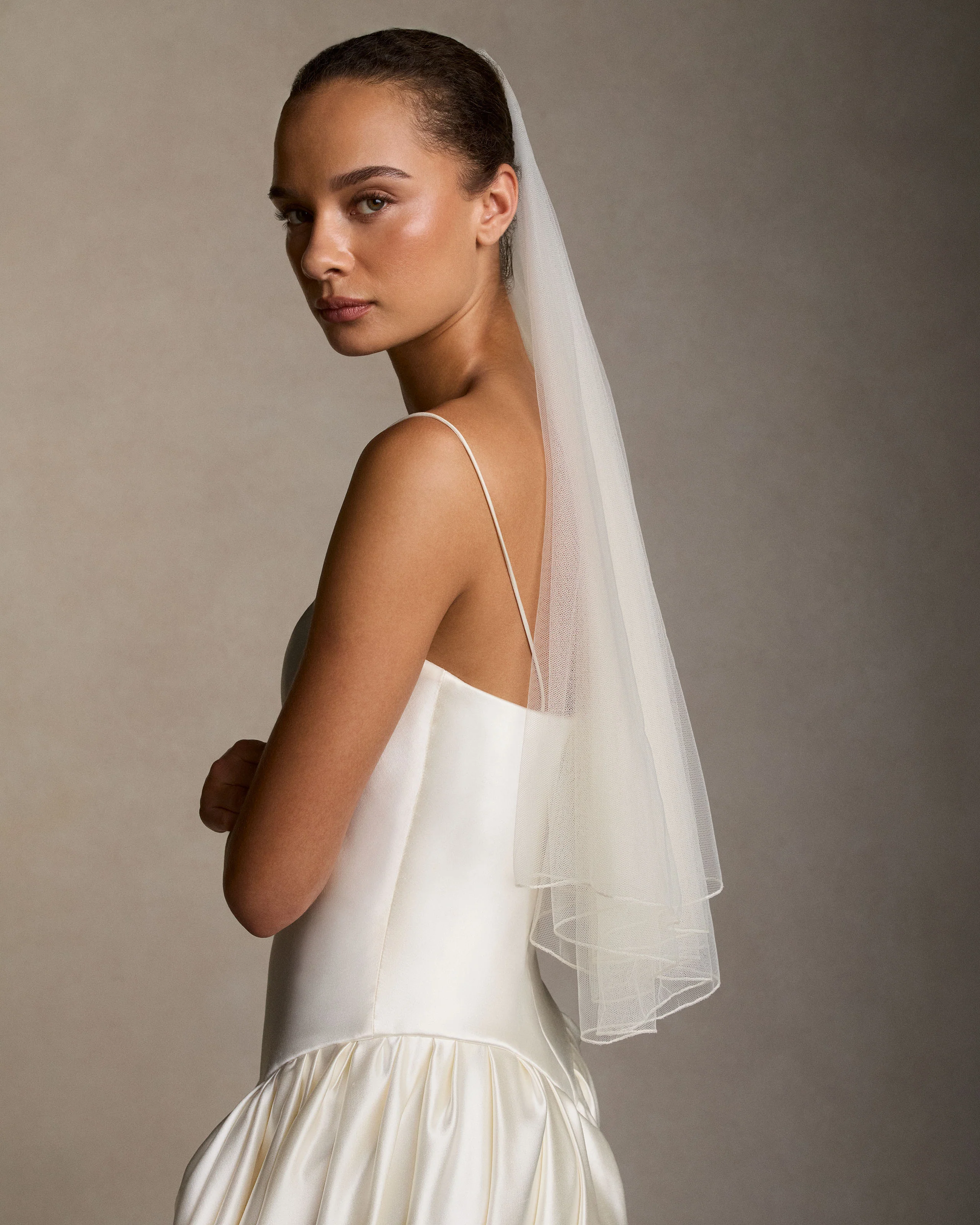 Pencil Edge Drop Veil - Elbow